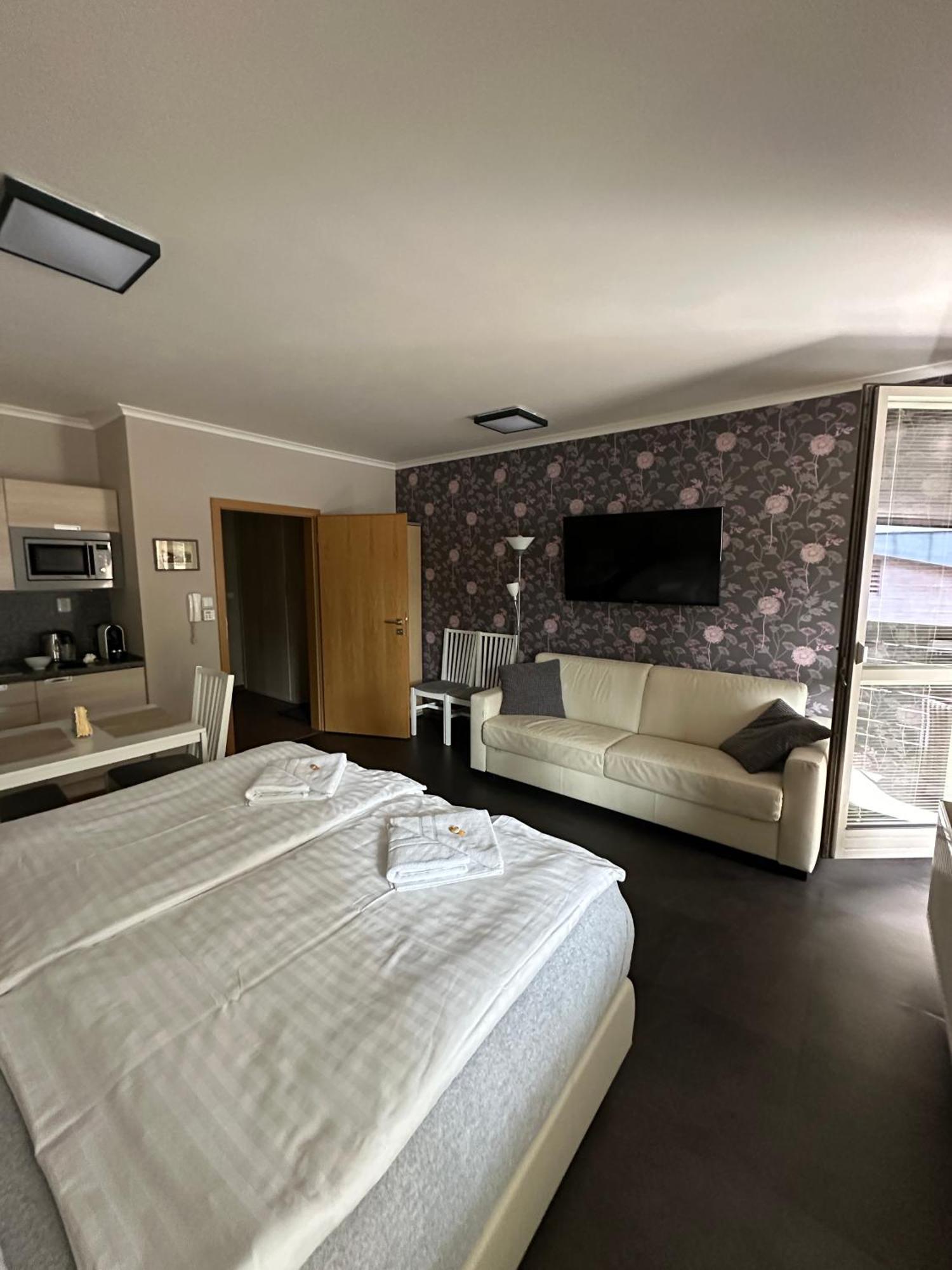 Harrachov Resident Apartments "Terrace & Chill" - High Speed Wifi, Smart Tv, Netflix, Disney Plus Экстерьер фото